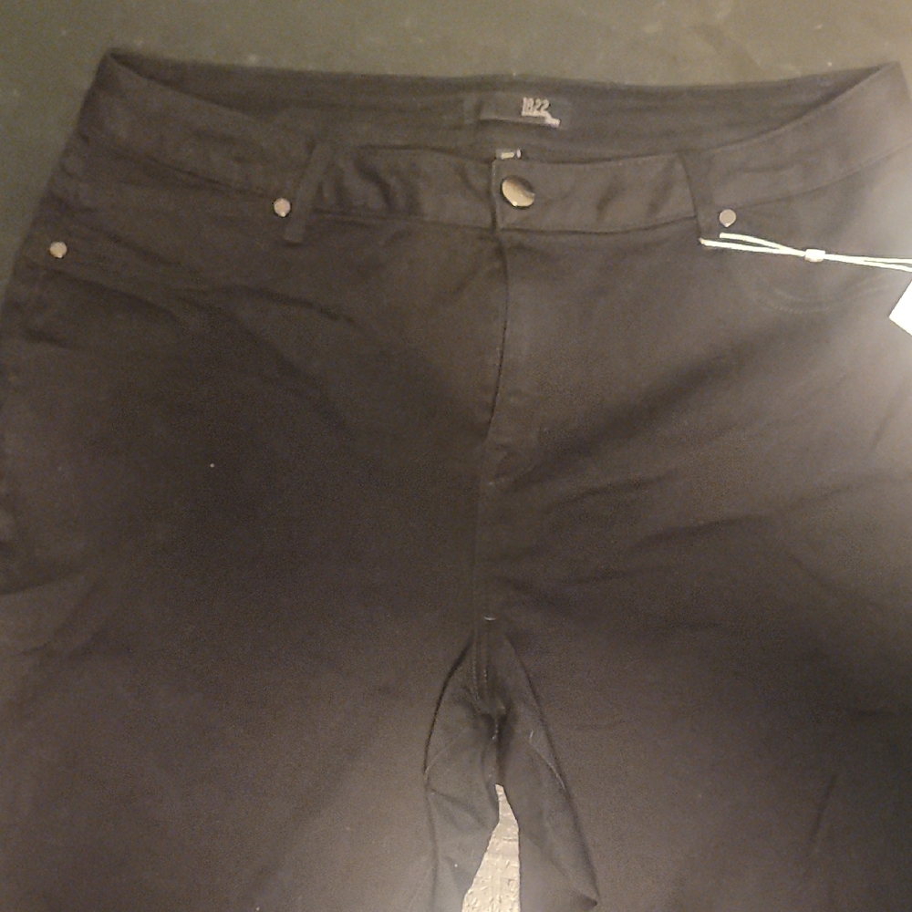 1822 Denim Classic Black Jeans